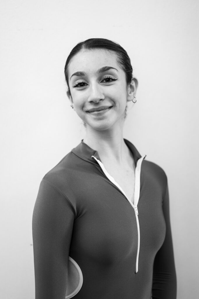 eleni pignalosa 001